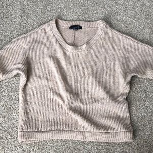 ✨CHIC BEIGE CROPPED SWEATER TEE✨